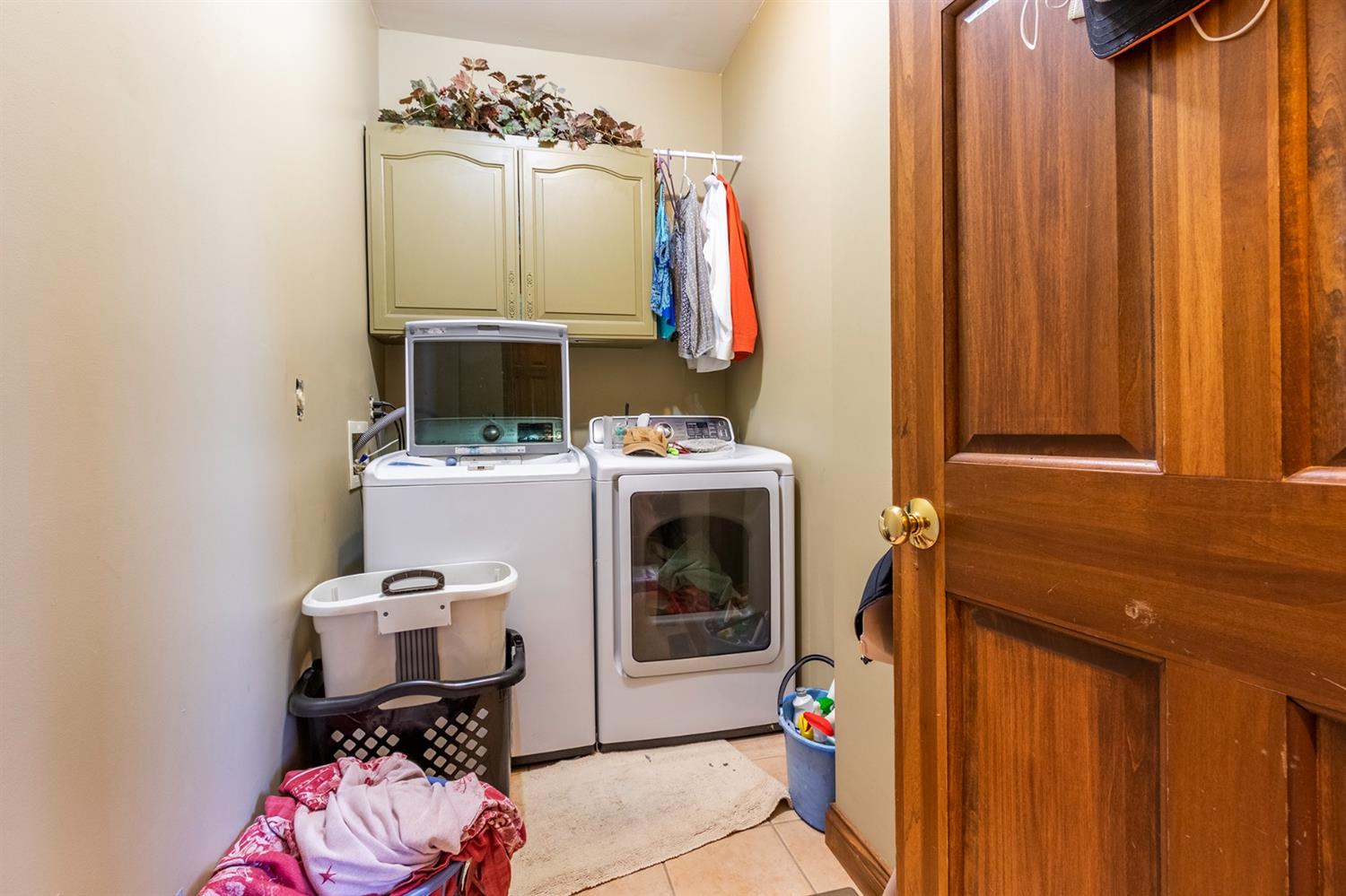 17880 Kelly Bird Road Lawrenceburg, IN 47025 - Photo 14 of 40 Gallery Image 14
