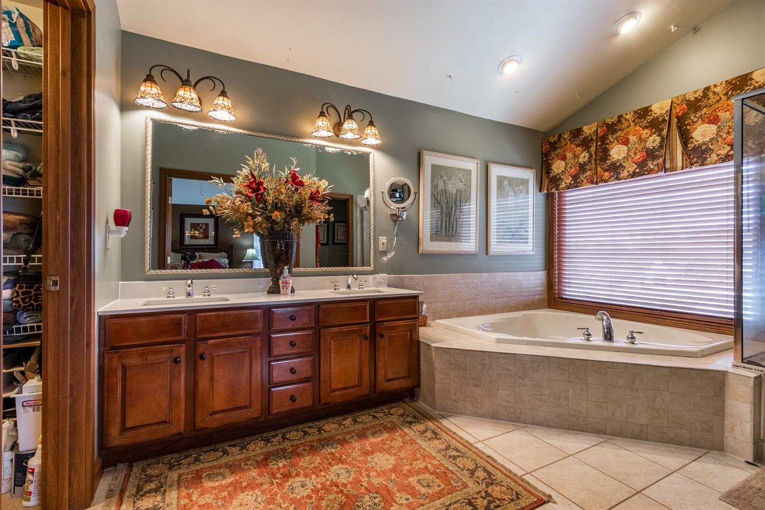 17880 Kelly Bird Road Lawrenceburg, IN 47025 - Photo 21 of 40 Gallery Image 21