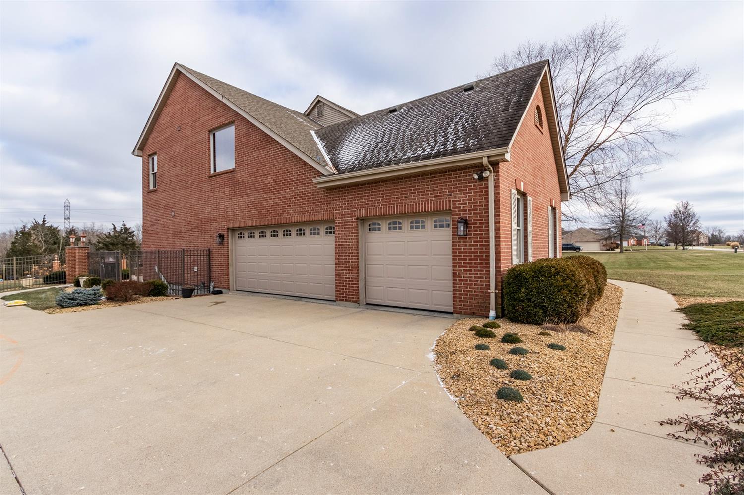 17880 Kelly Bird Road Lawrenceburg, IN 47025 - Photo 4 of 40 Gallery Image 4
