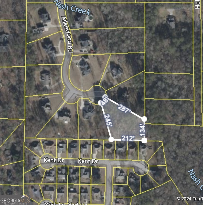 265 Allenwood Road Fayetteville, GA 30214 - Photo 2 of 2 a bathroom with a shower