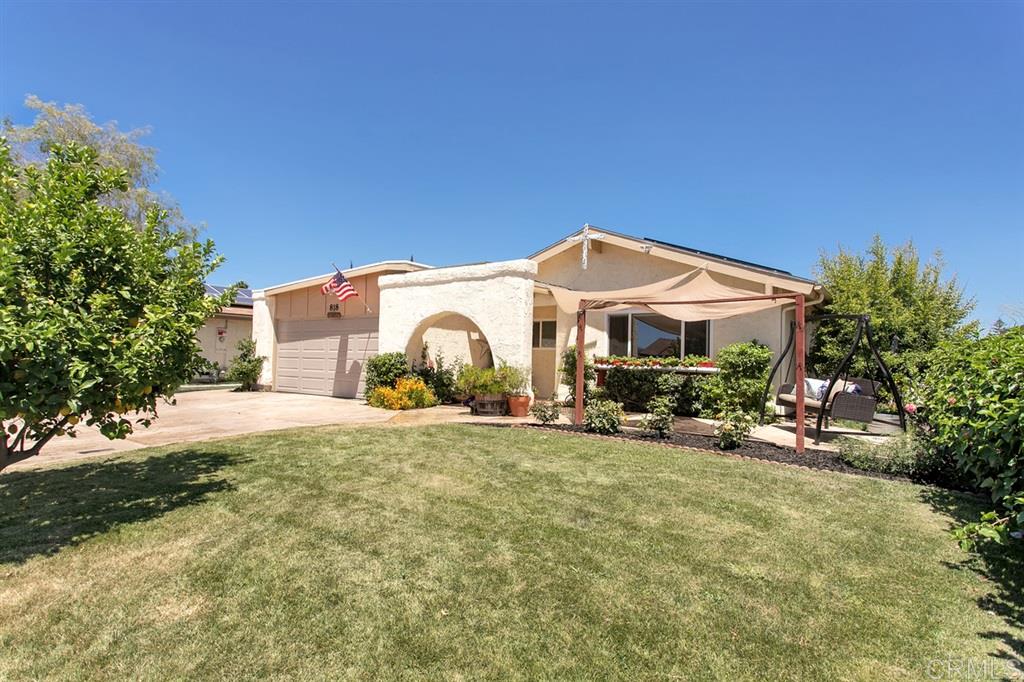818 El Caminito Road Fallbrook, CA 92028 - Photo 2 of 25 Gallery Image 2