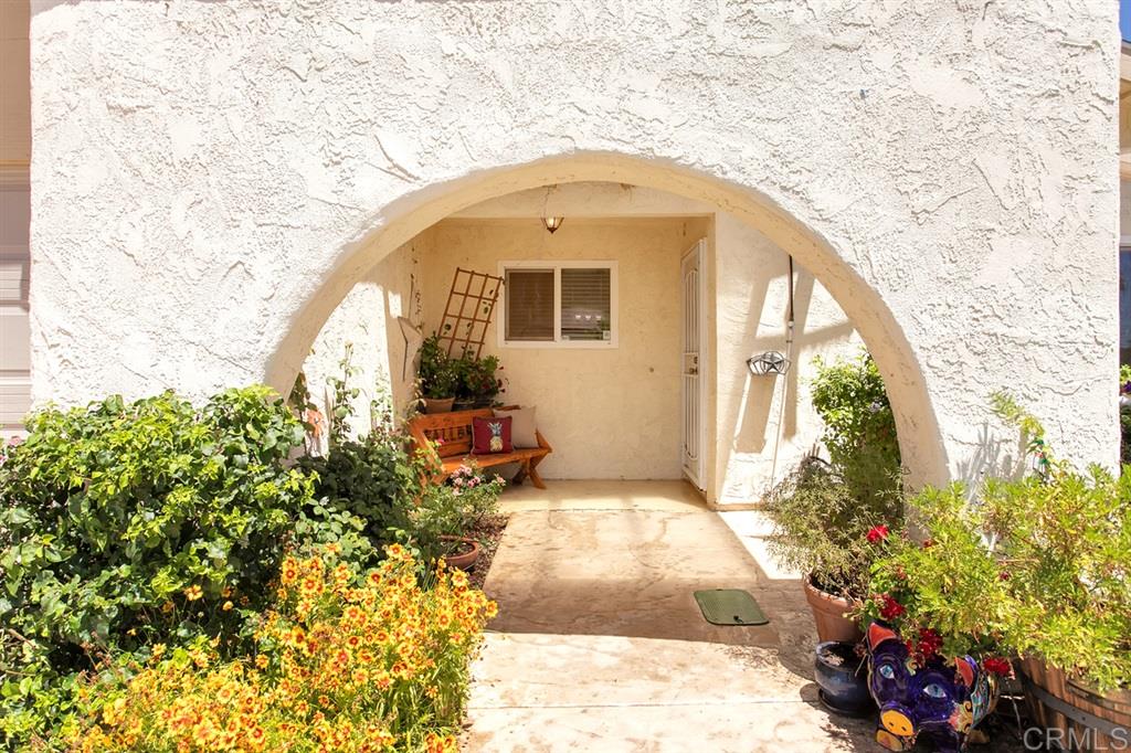 818 El Caminito Road Fallbrook, CA 92028 - Photo 3 of 25 Gallery Image 3