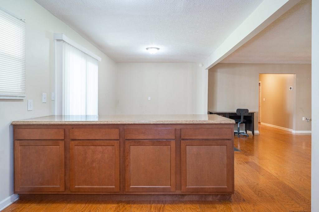 1850 Olt Road Dayton, OH 45417 - Photo 4 of 33 Gallery Image 4