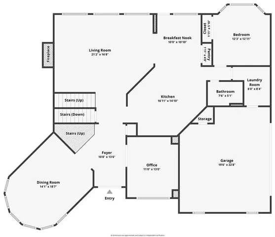 a view of field with grass and trees