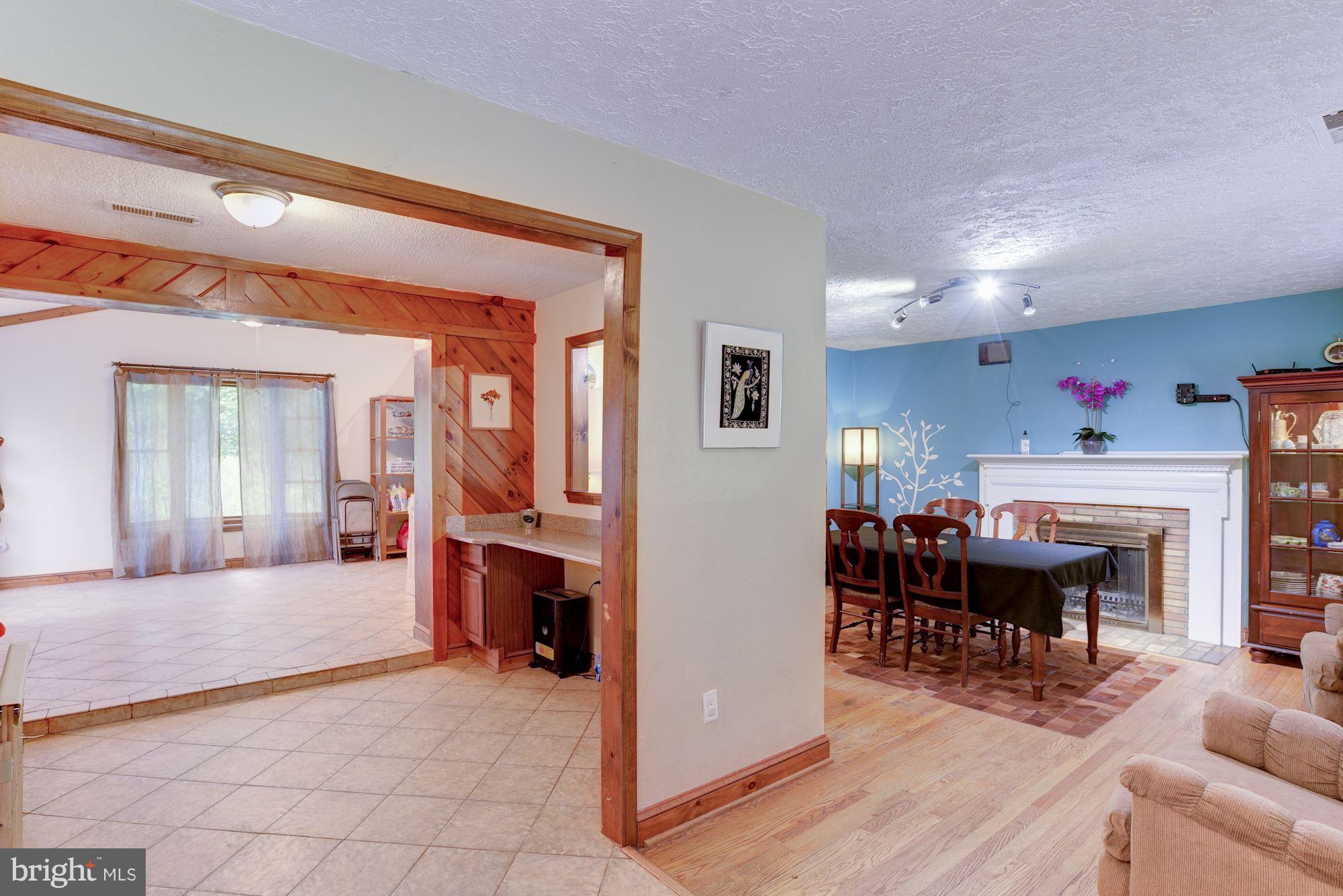 18318 Sharon Road Triangle, VA 22172 - Photo 5 of 16 Kitchen is open to living and dining