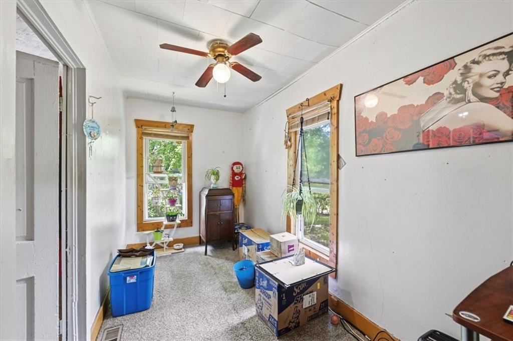 6910 Donahoo Road Kansas City, KS 66104 - Photo 13 of 19