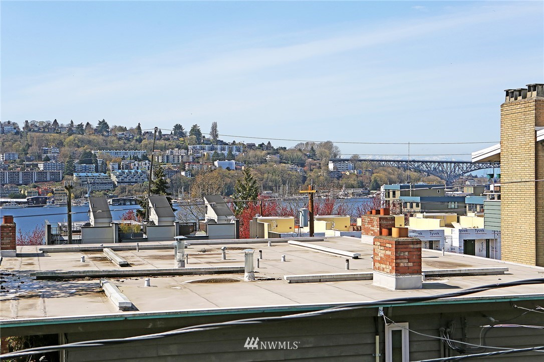 2229 Yale Avenue East Seattle, WA 98102 - Photo 22 of 27 Gallery Image 22