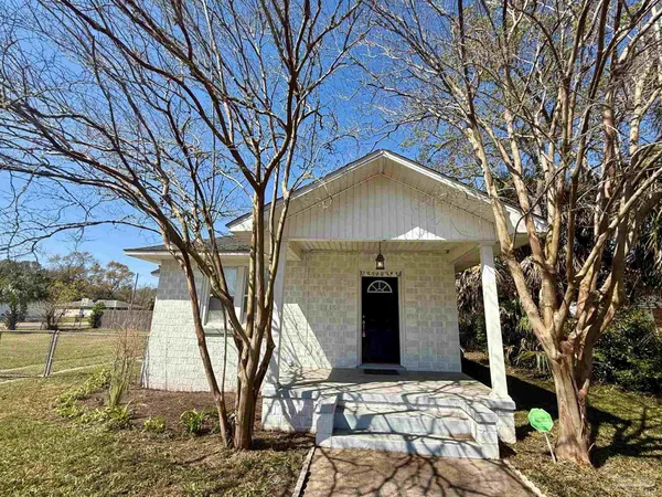 $1,550 | 5037 Canal Street, Milton, FL 32570
