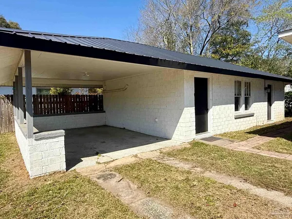 $1,550 | 5037 Canal Street, Milton, FL 32570