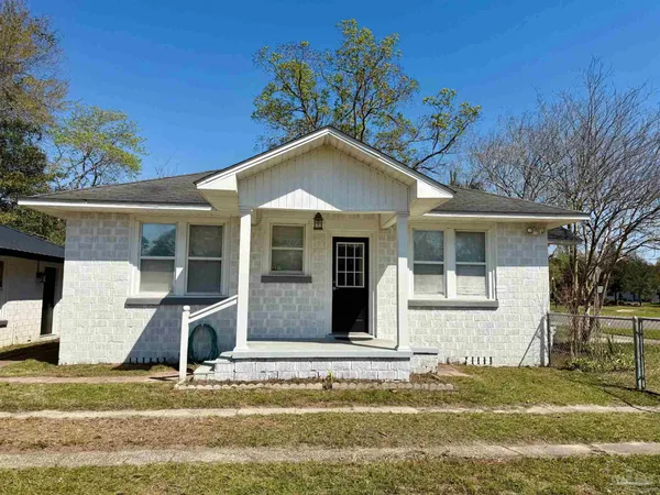 $1,550 | 5037 Canal Street, Milton, FL 32570