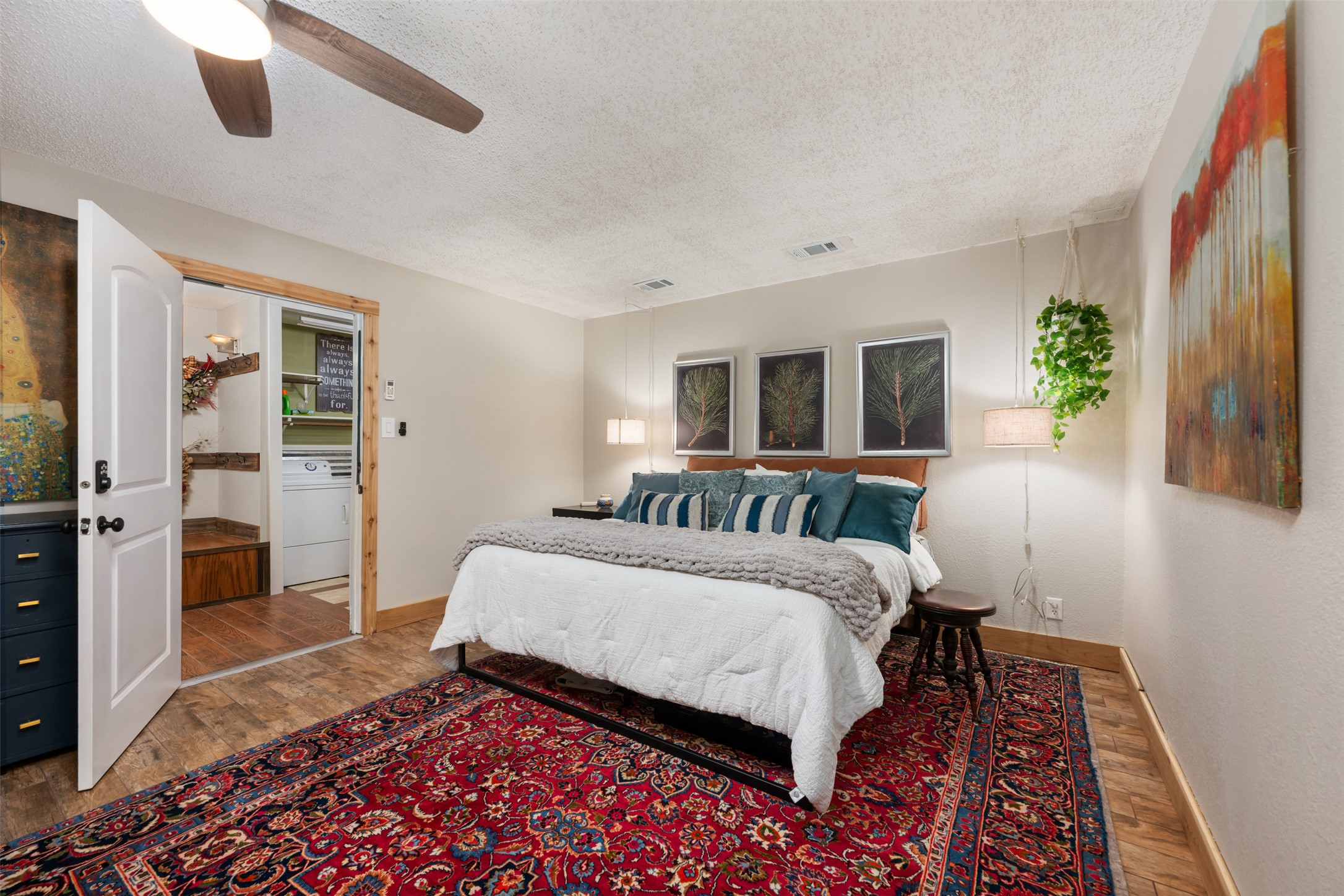 6501 County Road 239 Jarrell, TX 76537 - Photo 25 of 40 Huge 5th bedroom could be the primary bedroom for the potential NextGen space