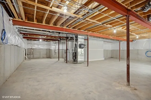 $849,900 | 239 Stonington Drive, Bloomingdale, IL 60108