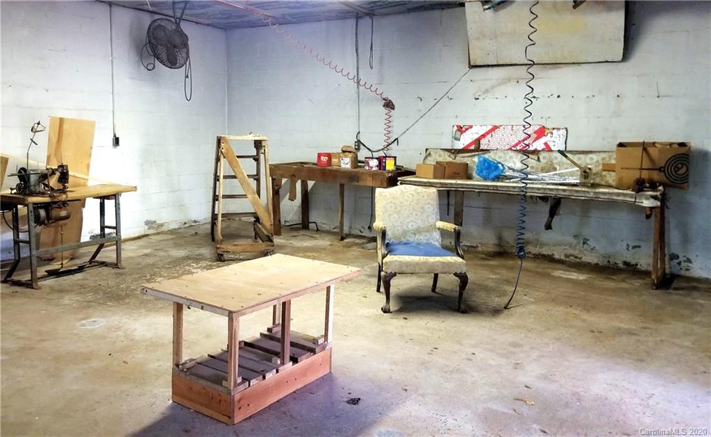 1241 Houston Mill Road Conover, NC 28613 - Photo 17 of 18 Gallery Image 17