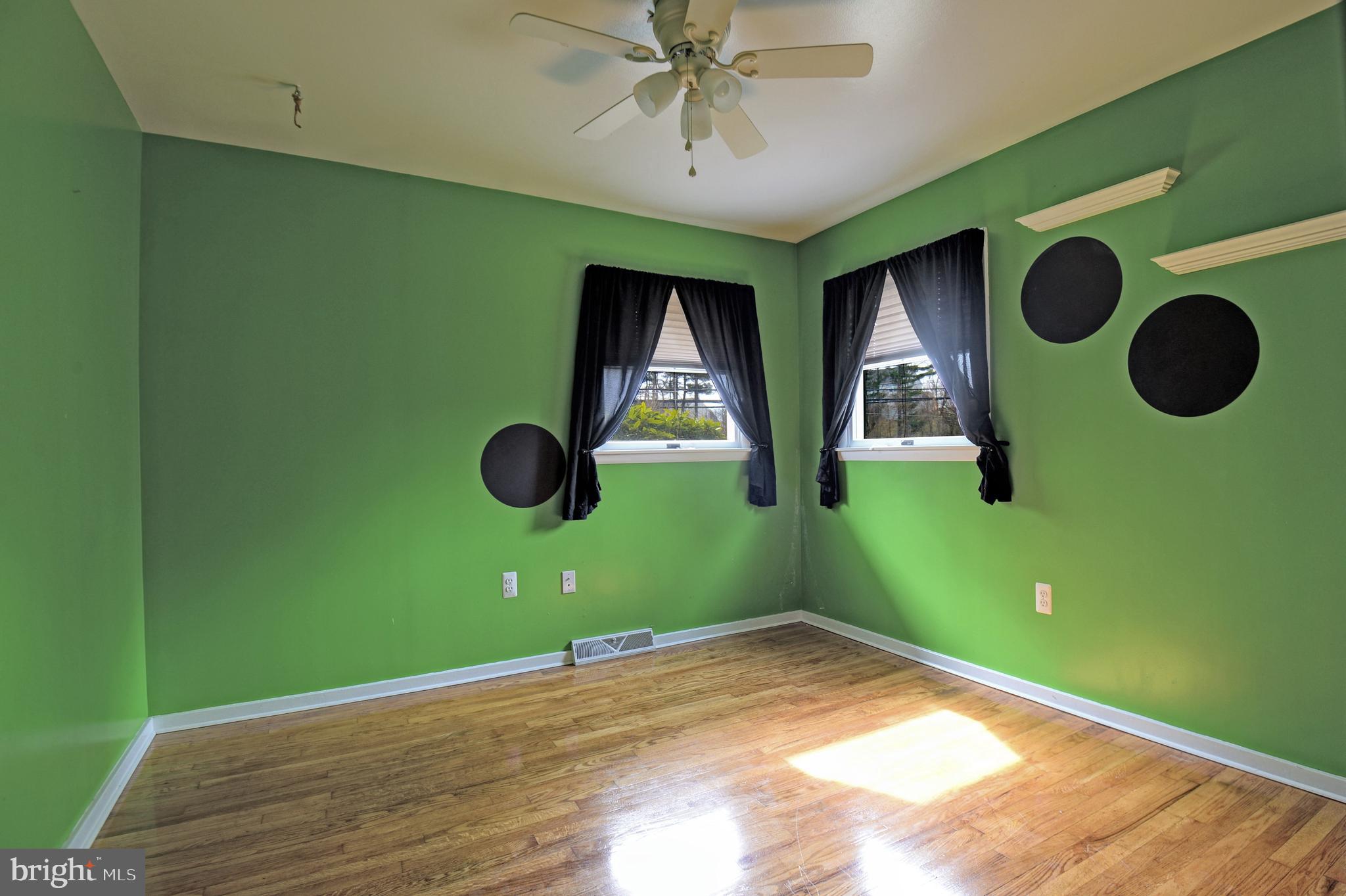 7828 Jonestown Road Harrisburg, PA 17112 - Photo 12 of 22 Gallery Image 12