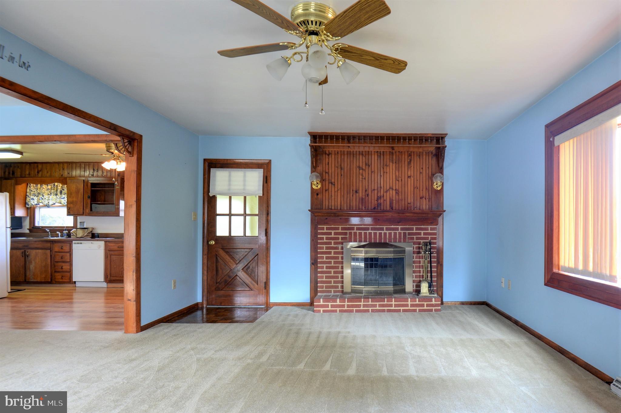 7828 Jonestown Road Harrisburg, PA 17112 - Photo 4 of 22 Gallery Image 4