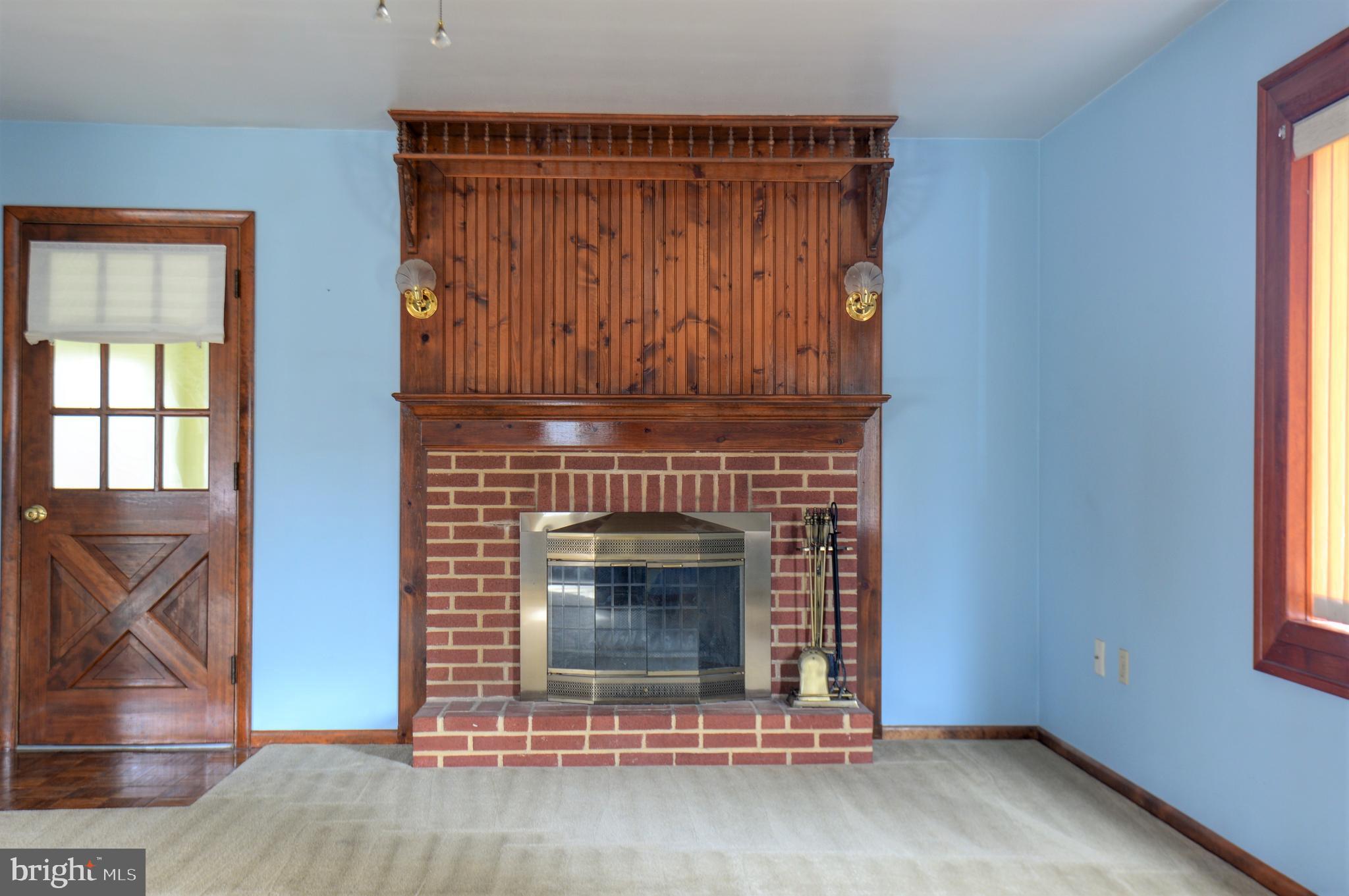 7828 Jonestown Road Harrisburg, PA 17112 - Photo 5 of 22 Gallery Image 5