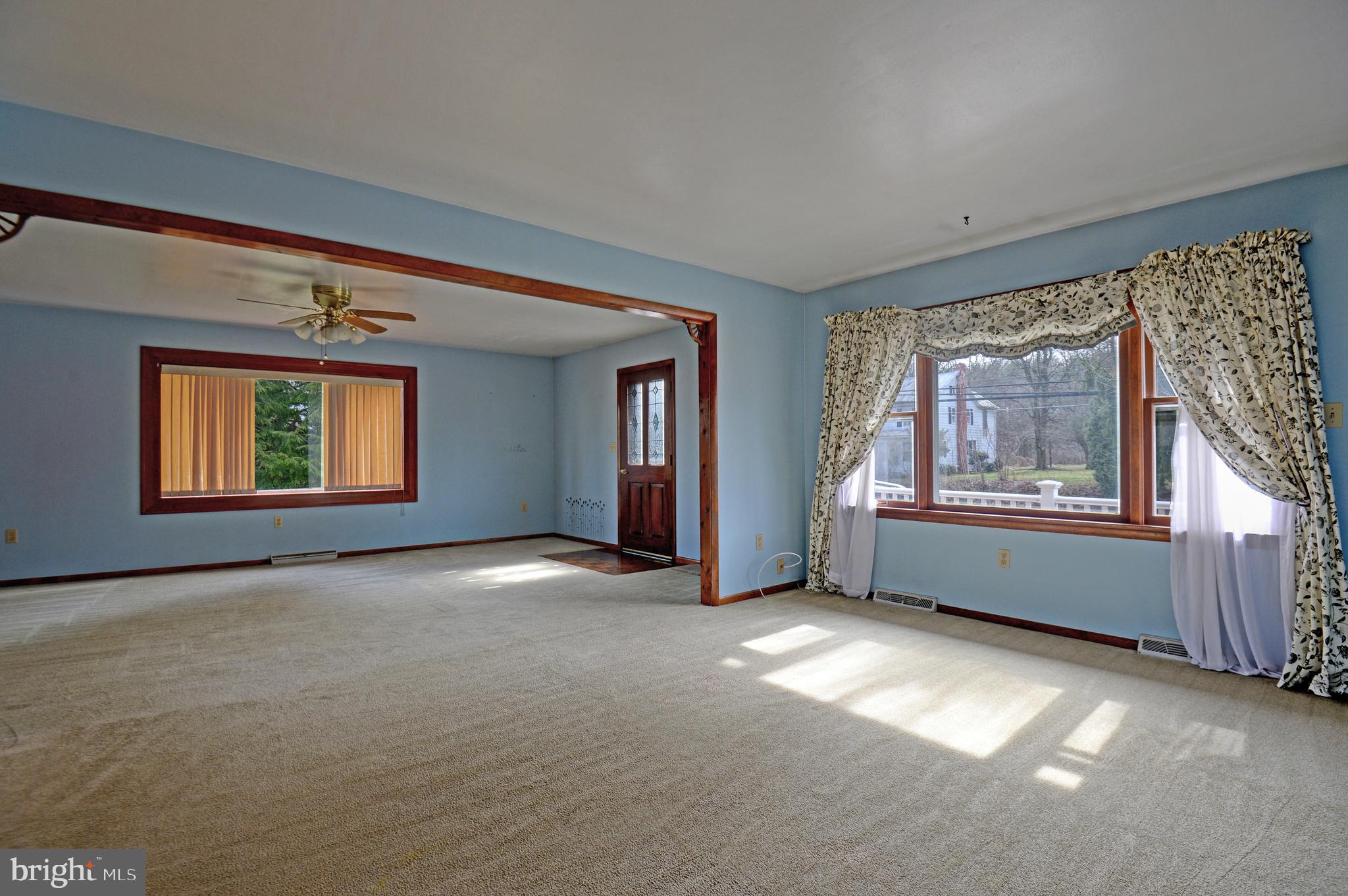 7828 Jonestown Road Harrisburg, PA 17112 - Photo 6 of 22 Gallery Image 6