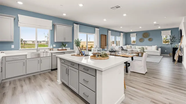 $652,990 | 1185 Silver Feather Way, Roseville, CA 95747