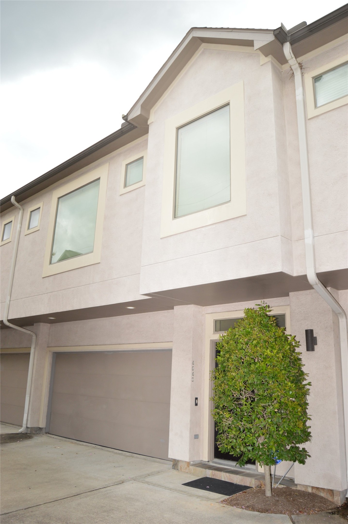 4040 Center Street Houston, TX 77007 - Photo 2 of 24