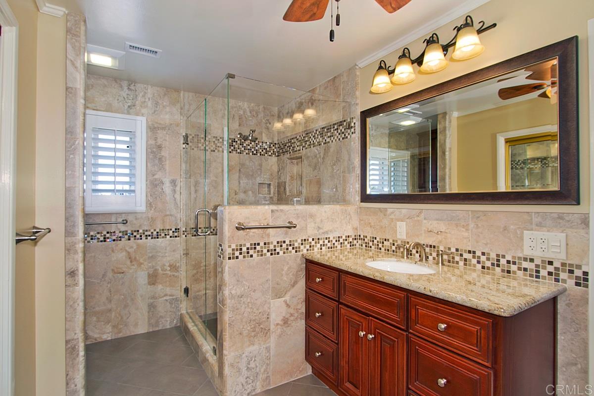 1918 Calmin Drive Fallbrook, CA 92028 - Photo 12 of 24 Gallery Image 12
