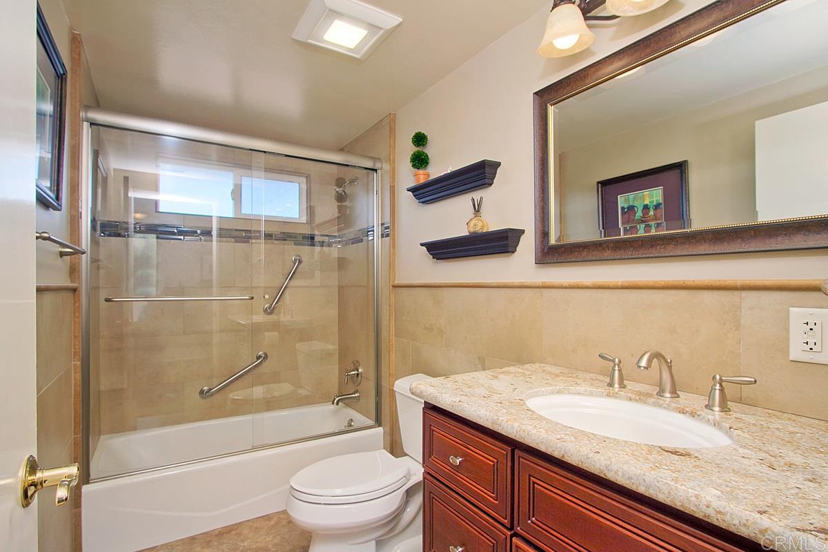 1918 Calmin Drive Fallbrook, CA 92028 - Photo 15 of 24 Gallery Image 15
