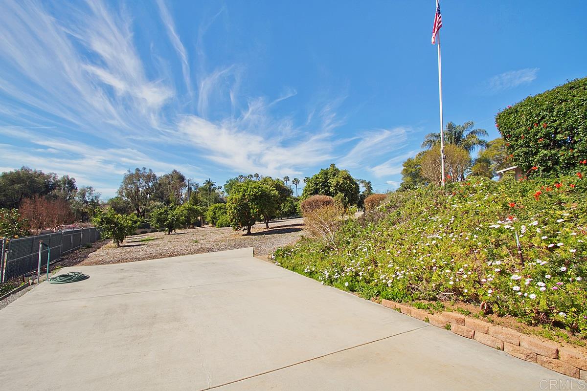 1918 Calmin Drive Fallbrook, CA 92028 - Photo 23 of 24 Gallery Image 23