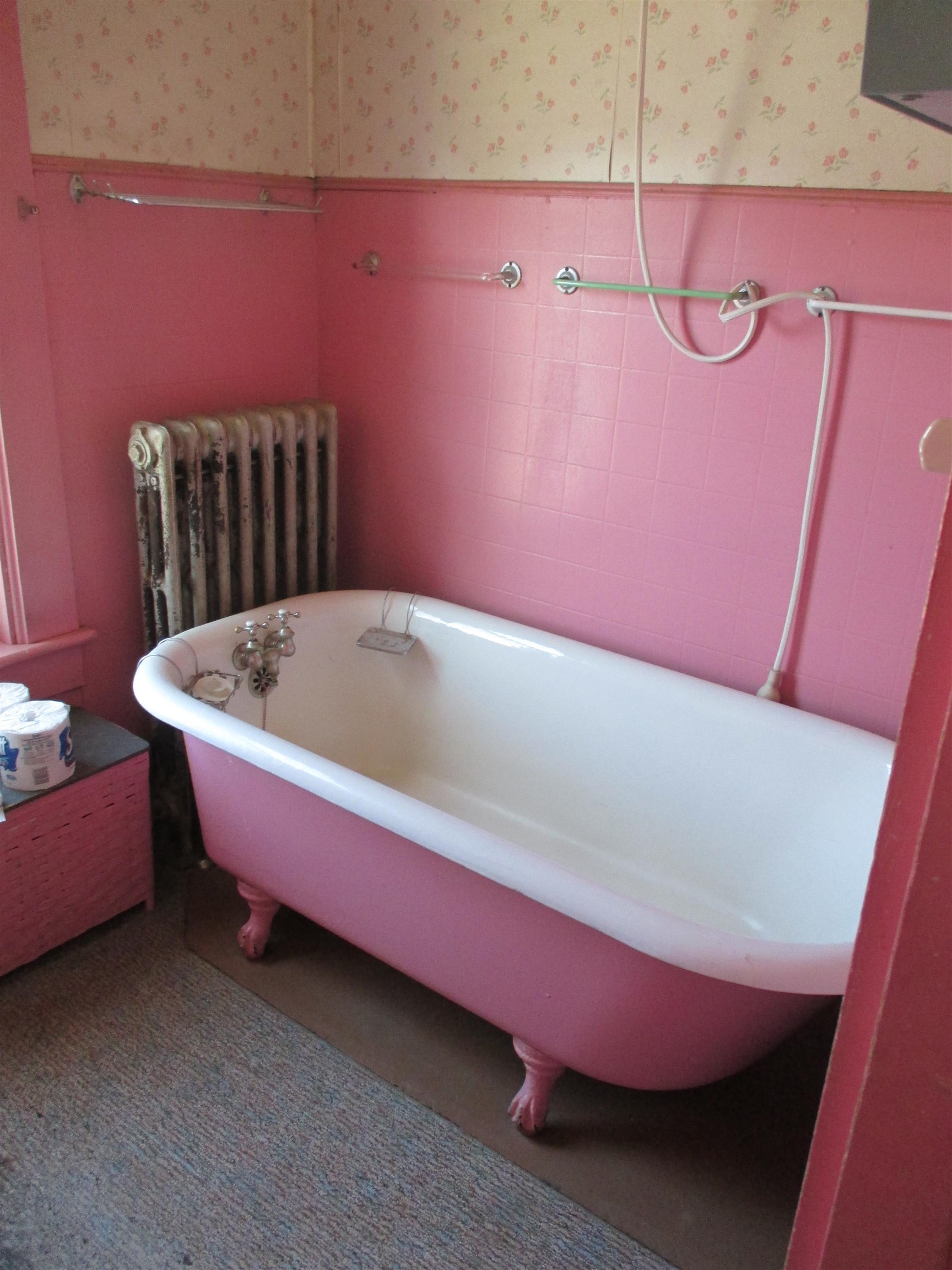 118 Charles Street Rochester, NH 03867 - Photo 16 of 46