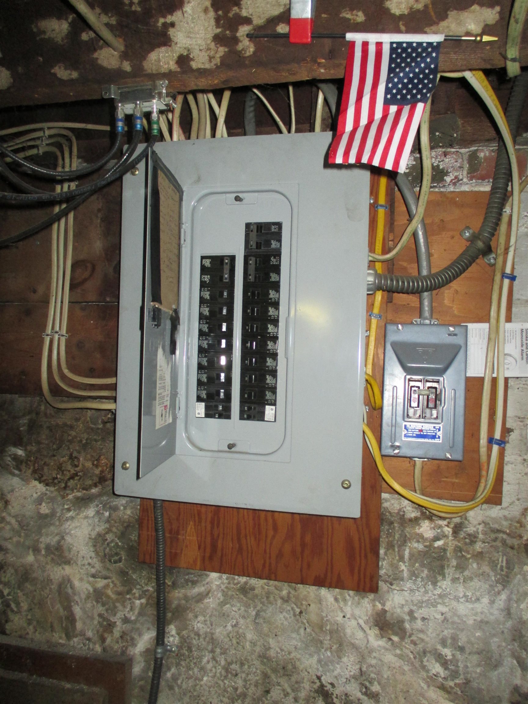 118 Charles Street Rochester, NH 03867 - Photo 25 of 46