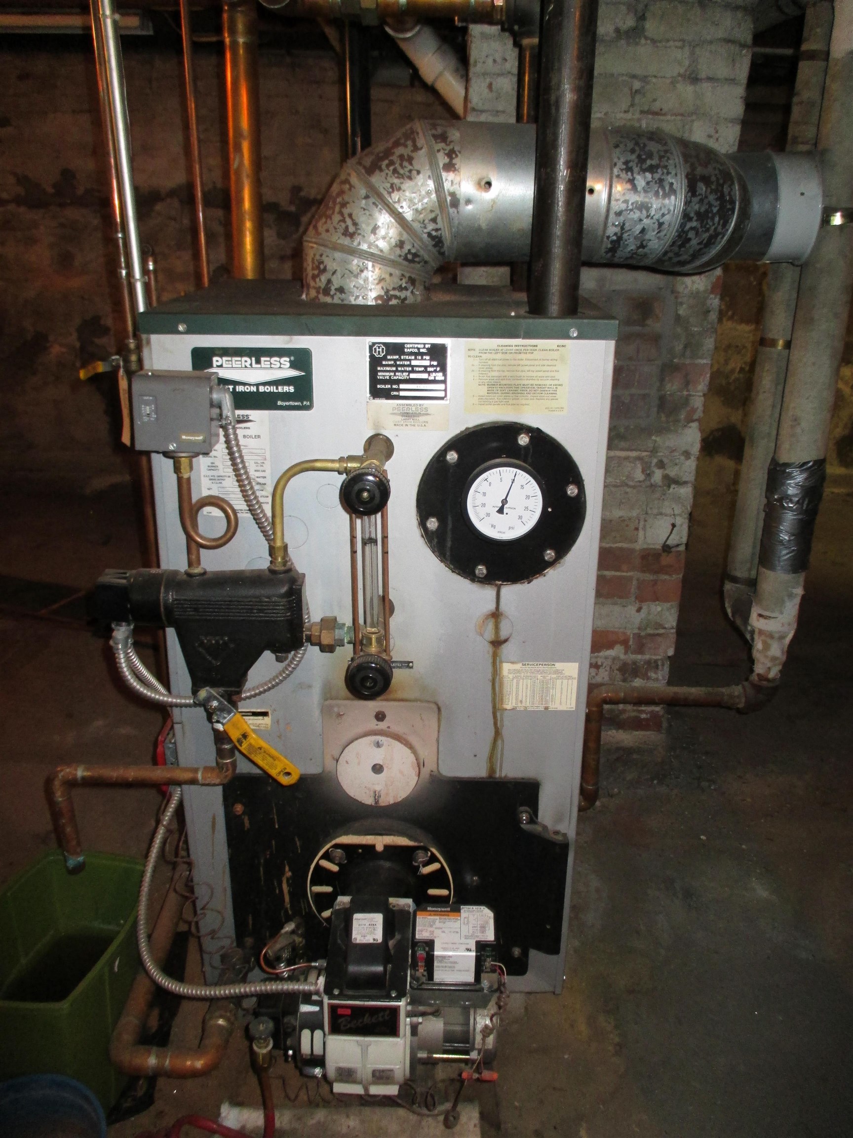 118 Charles Street Rochester, NH 03867 - Photo 27 of 46