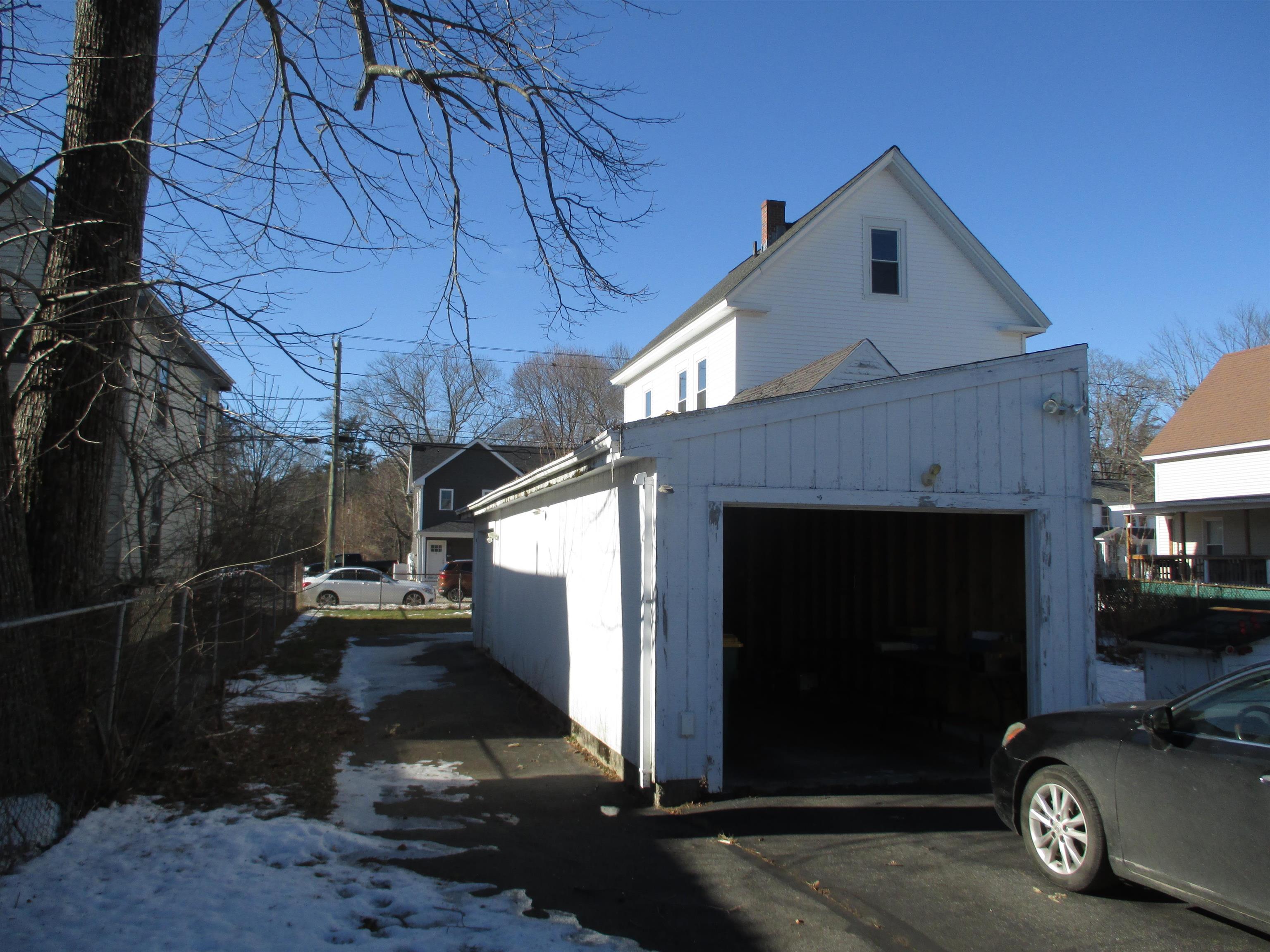 118 Charles Street Rochester, NH 03867 - Photo 41 of 46