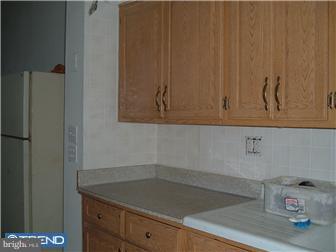 733 Locust Street Reading, PA 19604 - Photo 4 of 5 Kitchen