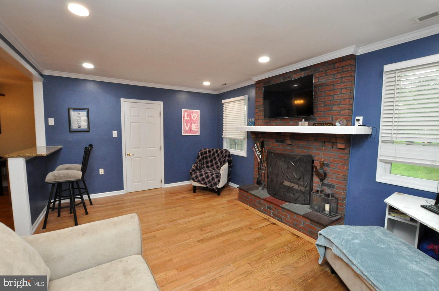 63 Christopher Mill Road Medford, NJ 08055 - Photo 9 of 29 Open to the kitchen