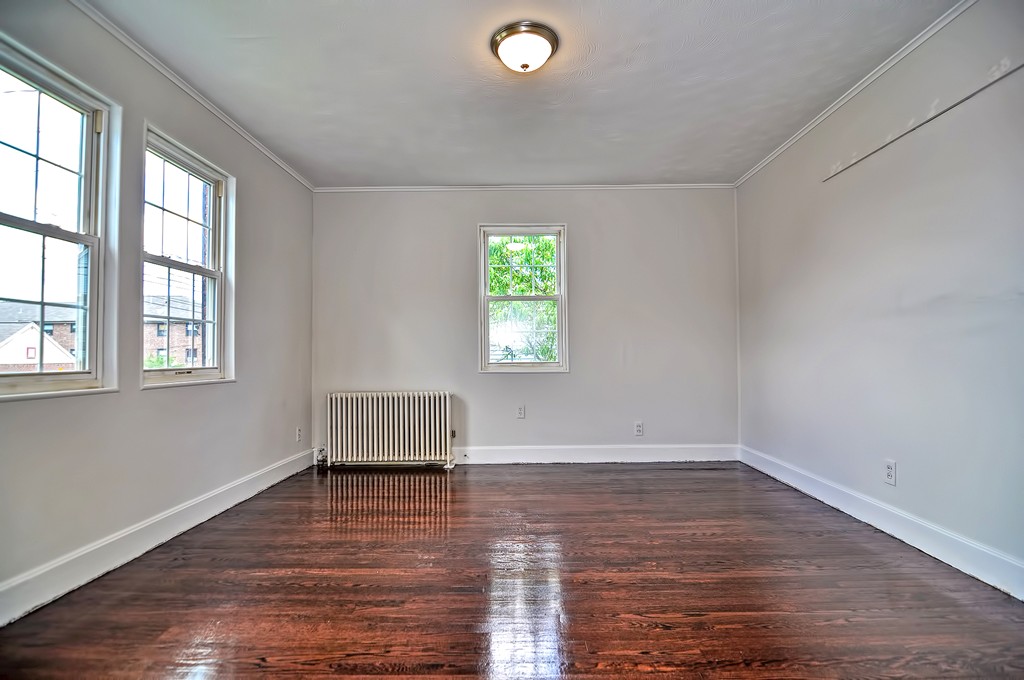 109 Clinton Street Chelsea, MA 02150 - Photo 2 of 19 Gallery Image 2