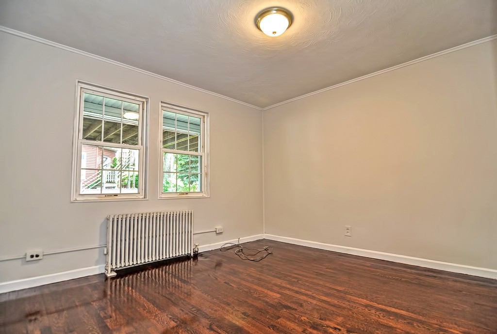 109 Clinton Street Chelsea, MA 02150 - Photo 5 of 19 Gallery Image 5