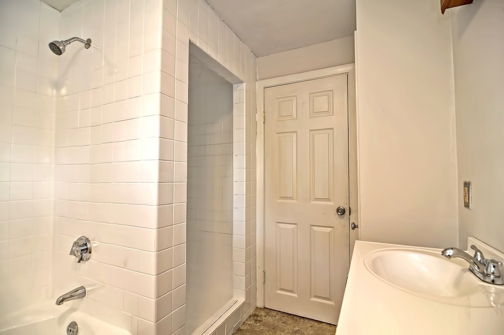 109 Clinton Street Chelsea, MA 02150 - Photo 10 of 19 Gallery Image 10