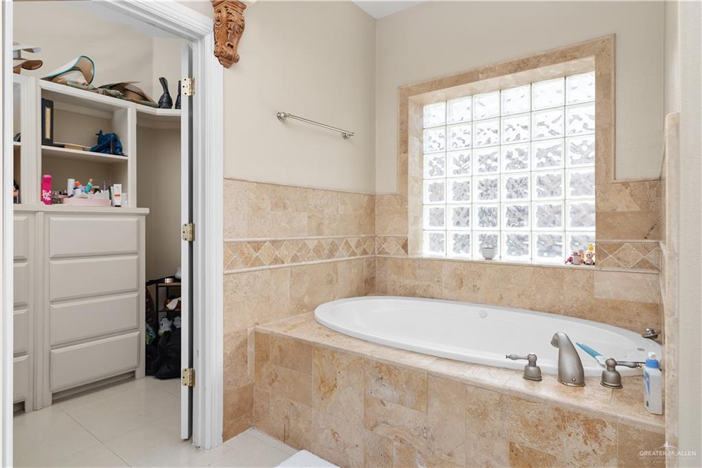 2401 West Rhin Drive Edinburg, TX 78539 - Photo 27 of 34