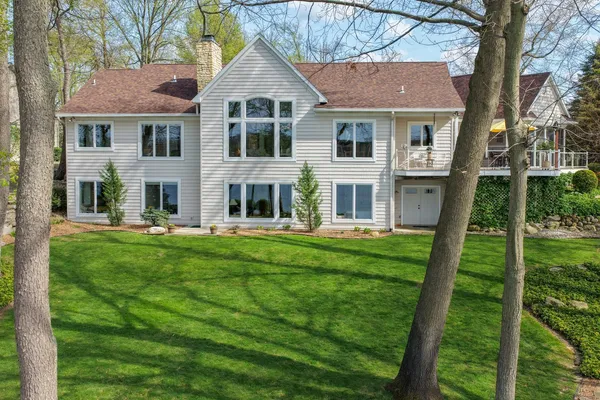 $985,000 | 62102 Pheasant Pointe Drive, Sturgis, MI 49091