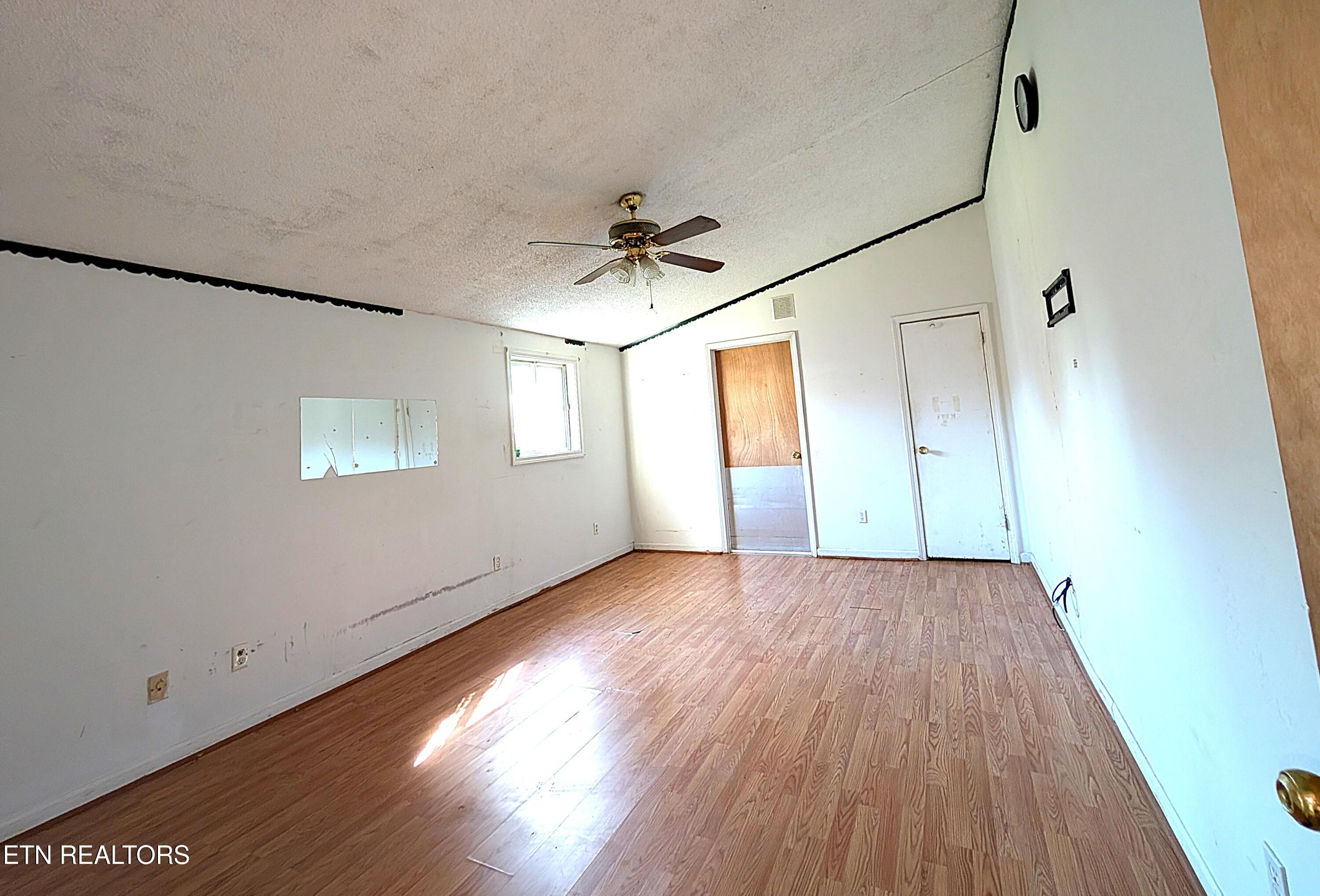 3771 McCain Road Memphis, TN 38109 - Photo 20 of 35 PXL_20260319_211025459