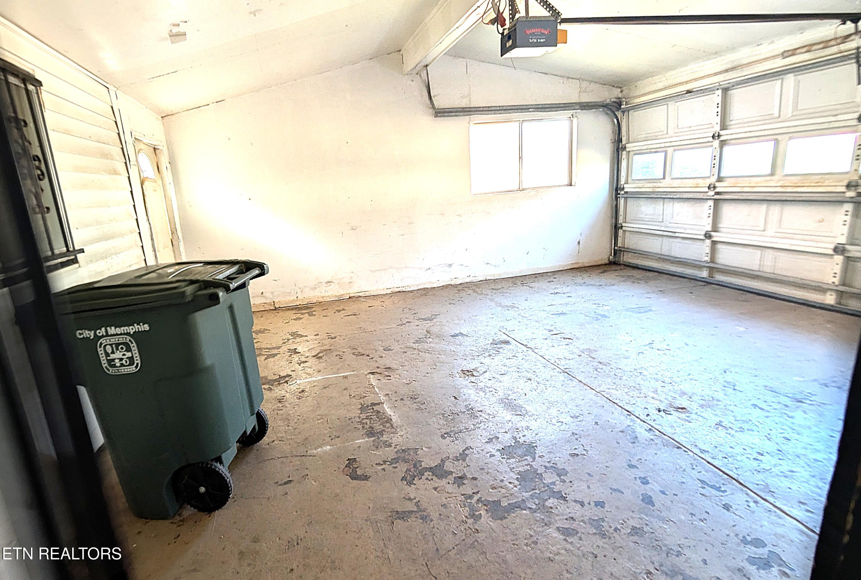 3771 McCain Road Memphis, TN 38109 - Photo 25 of 35 PXL_20260319_211730219.LONG_EXPOSURE-01.