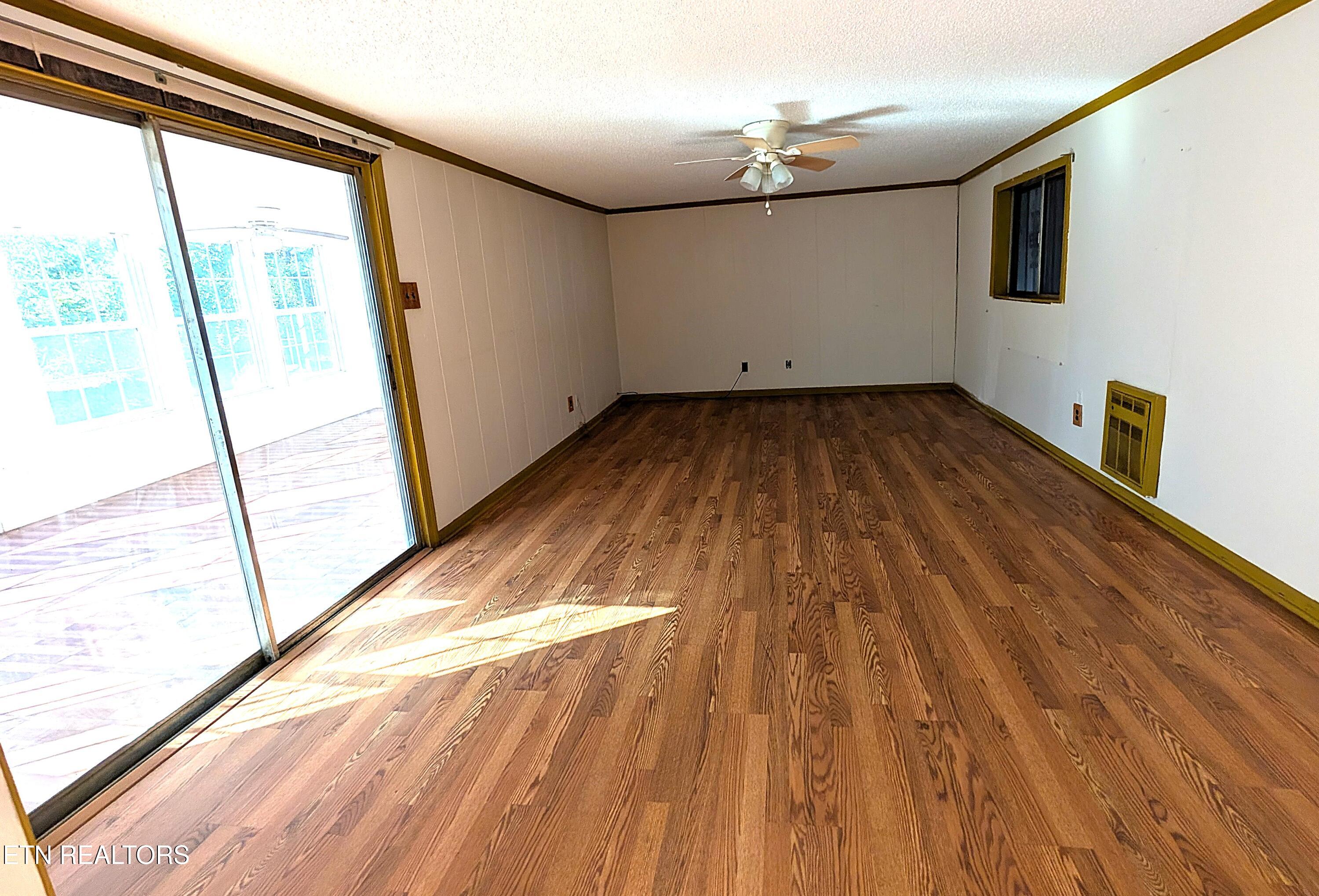 3771 McCain Road Memphis, TN 38109 - Photo 8 of 35 PXL_20260319_211548854