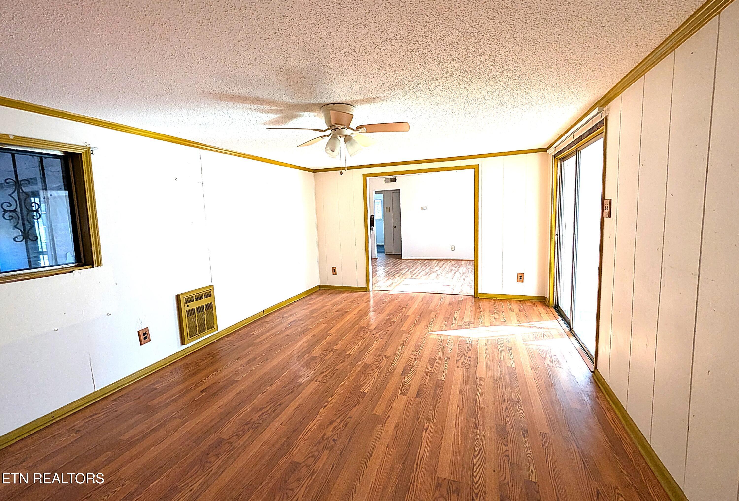 3771 McCain Road Memphis, TN 38109 - Photo 9 of 35 PXL_20260319_211558670