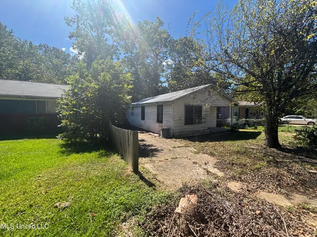 $34,990 | 1427 Fernwood Drive, Jackson, MS 39213