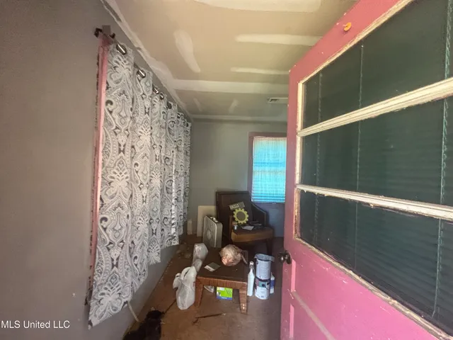 $34,990 | 1427 Fernwood Drive, Jackson, MS 39213