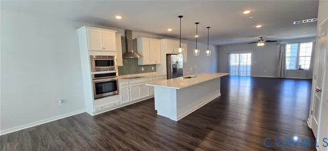 $370,000 | 5925 Laurel Bed Lane, Unit B, Richmond, VA 23227