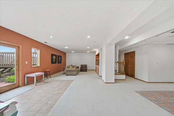 $599,900 | 317 North 250 West, Valparaiso, IN 46385