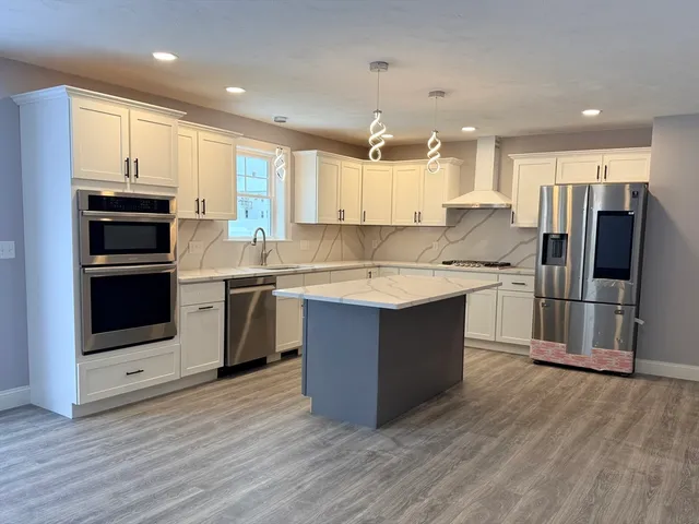 $699,900 | 563 Whittenton Street, Taunton, MA 02780