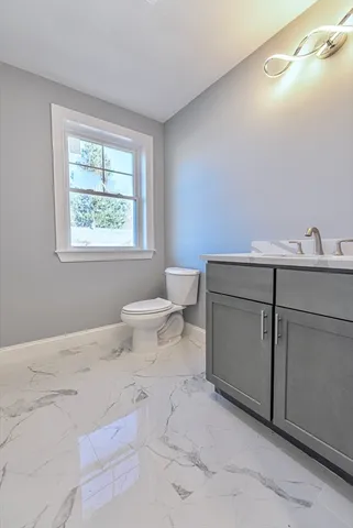 $699,900 | 563 Whittenton Street, Taunton, MA 02780