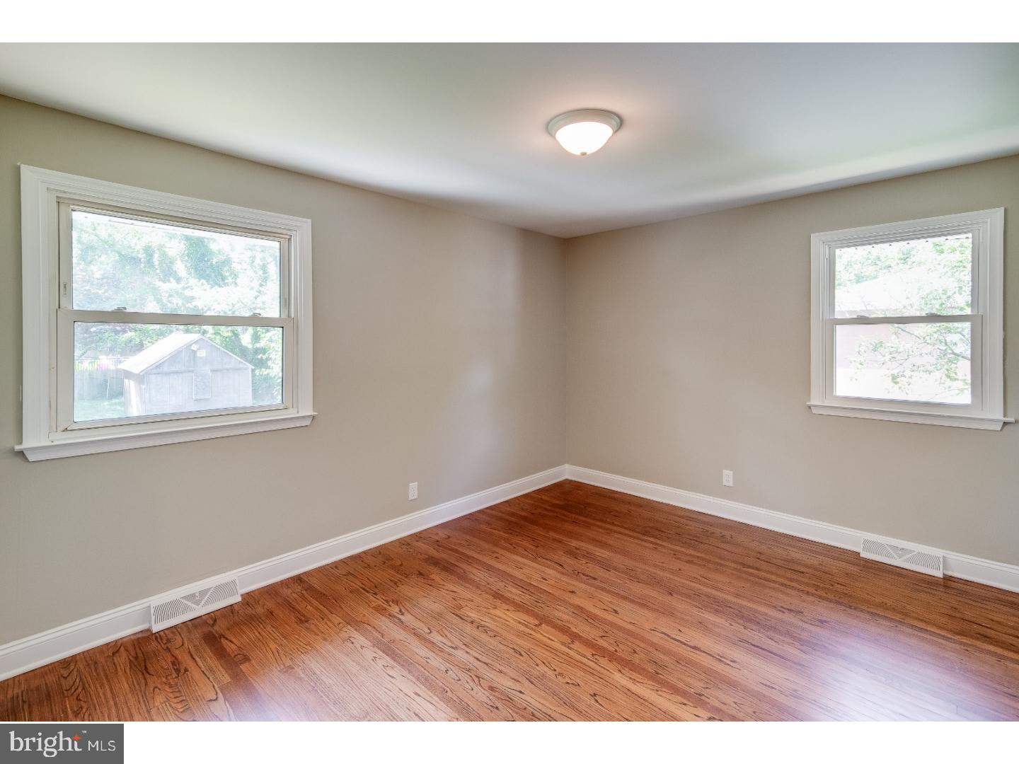 407 King George Road Cherry Hill, NJ 08034 - Photo 15 of 22
