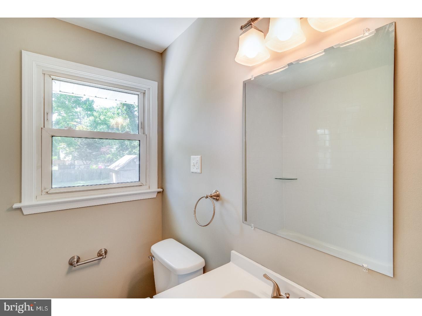 407 King George Road Cherry Hill, NJ 08034 - Photo 17 of 22