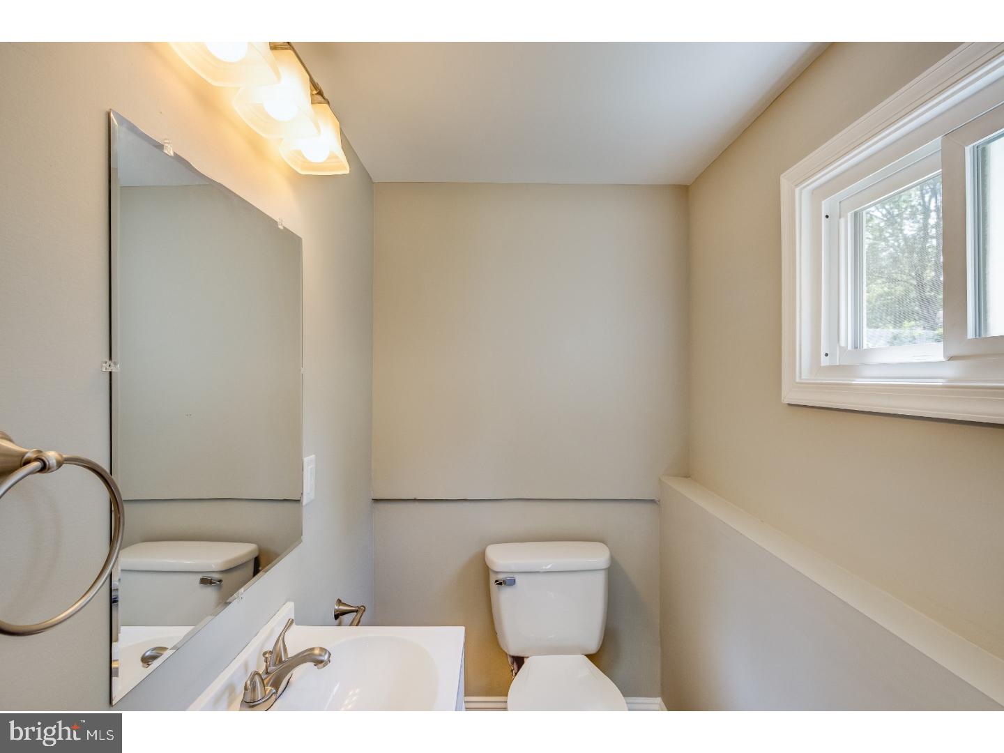 407 King George Road Cherry Hill, NJ 08034 - Photo 20 of 22